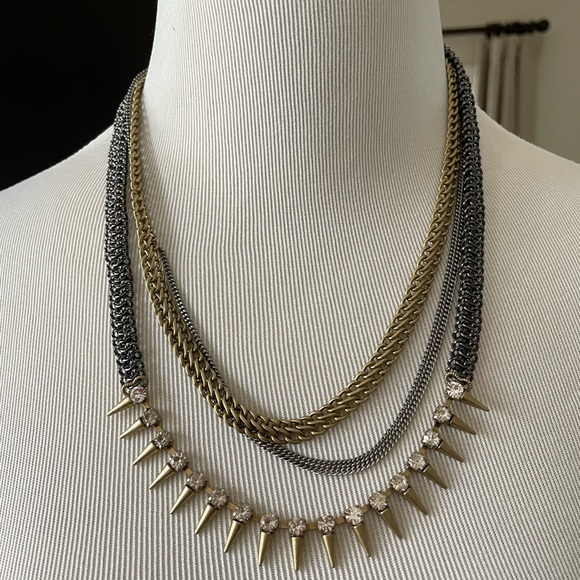 ❌Sold❌Stella & Dot Renegade Statement Necklace - Picture 3 of 4